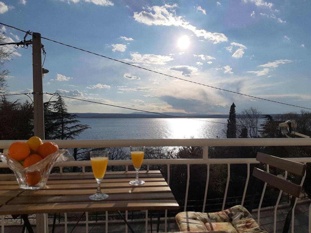 Apartment Elena Dramalj Eksteriør bilde